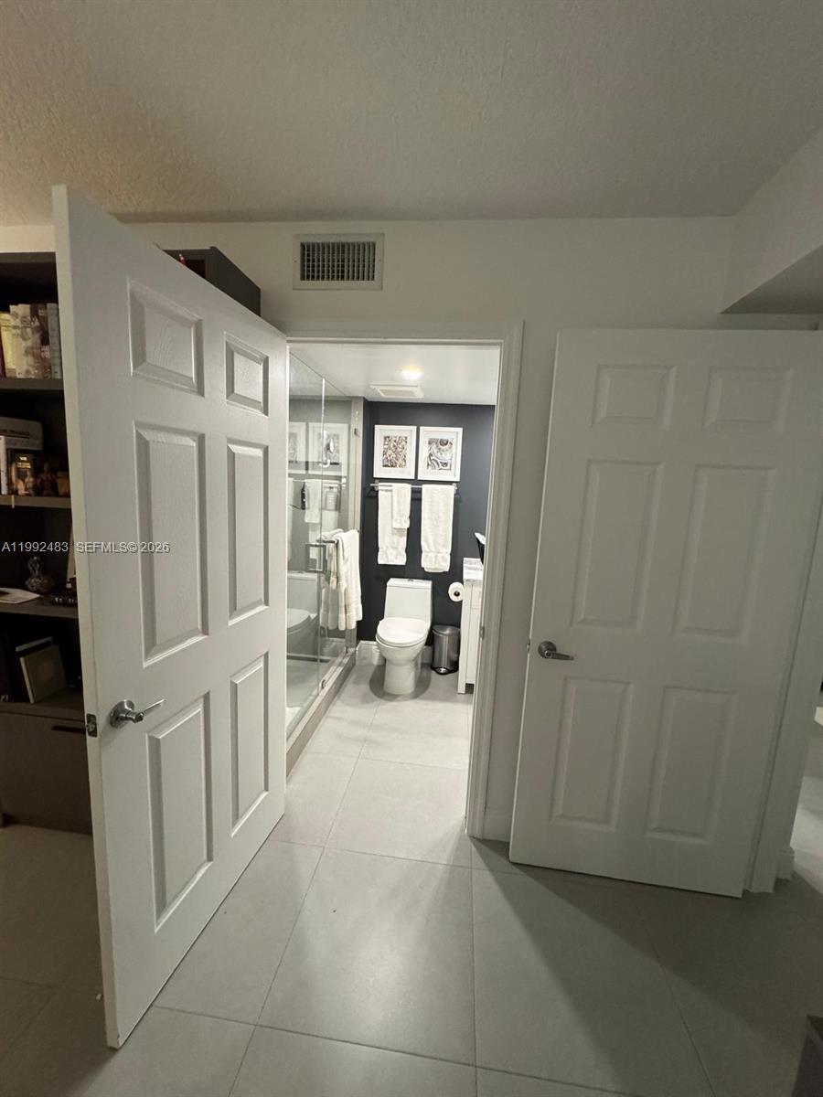 3000 Coral Way #919 Miami, FL 33145