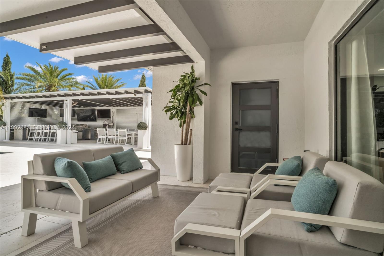 21301 SW 132nd Ct Miami, FL 33177