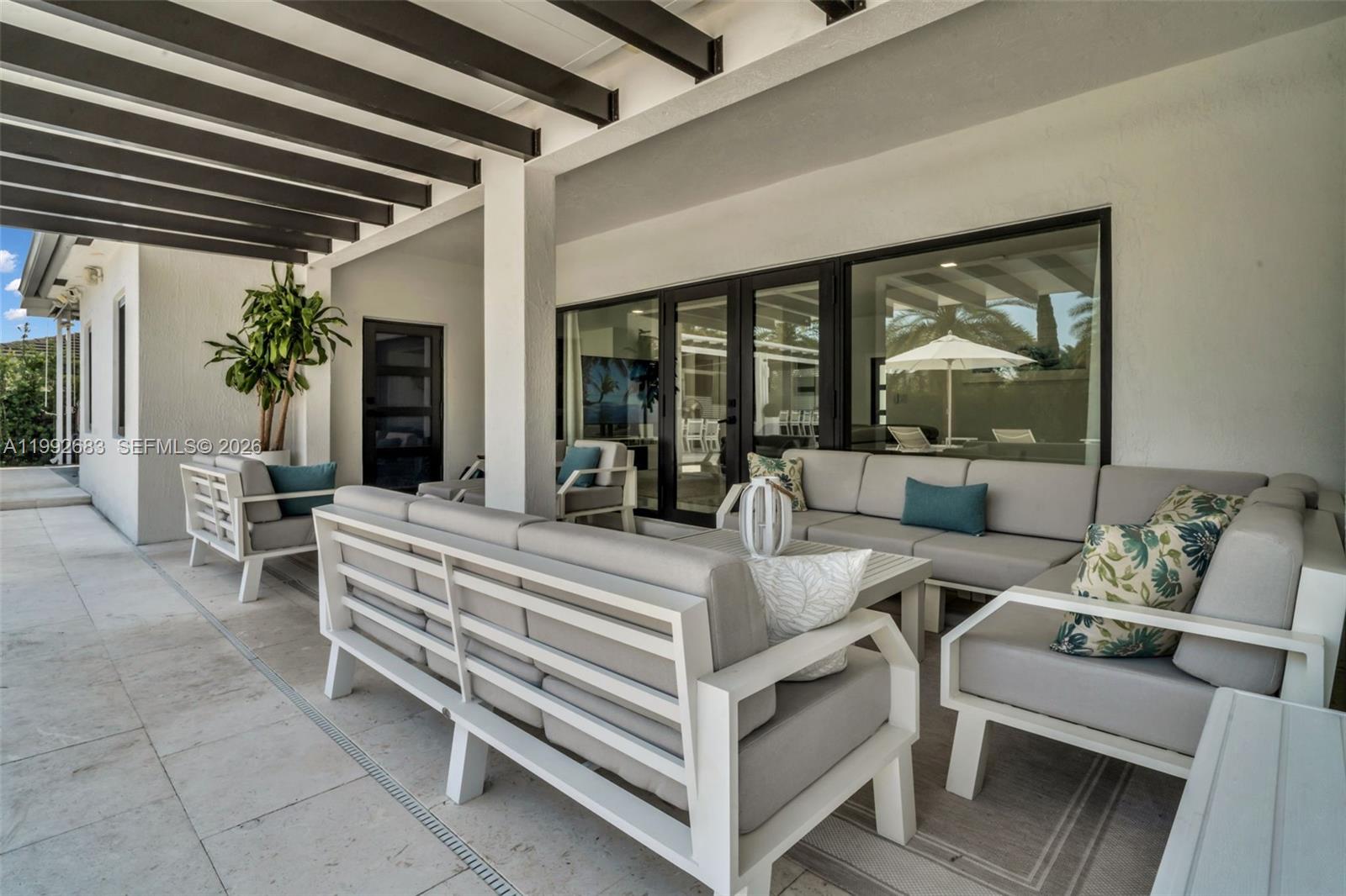 21301 SW 132nd Ct Miami, FL 33177