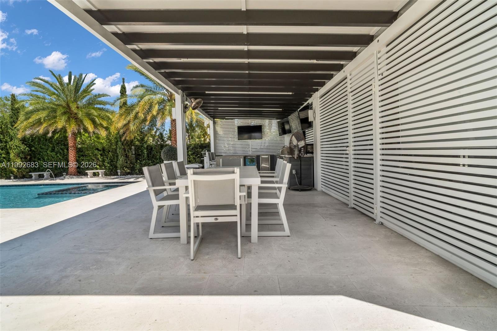 21301 SW 132nd Ct Miami, FL 33177