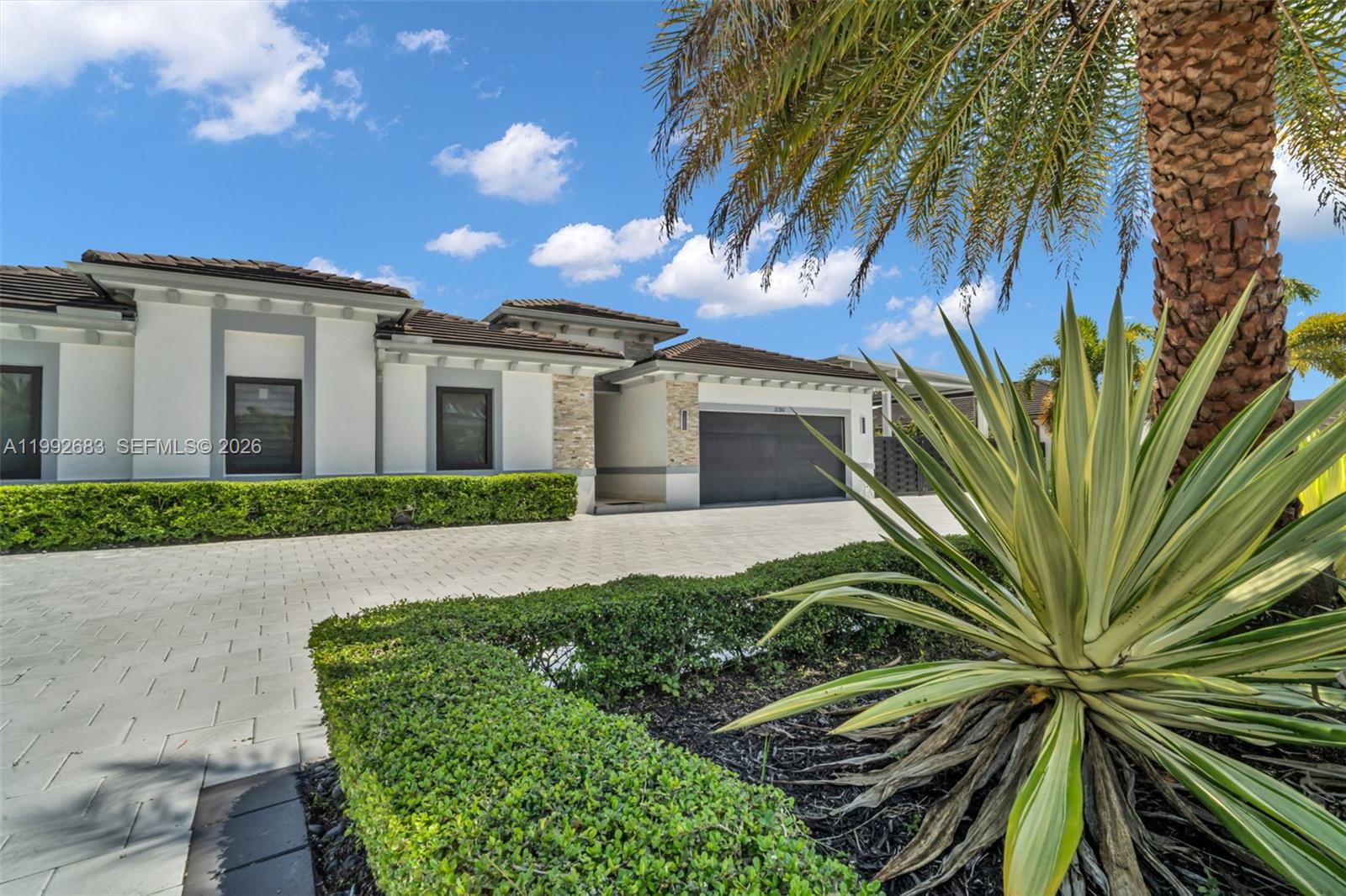 21301 SW 132nd Ct Miami, FL 33177