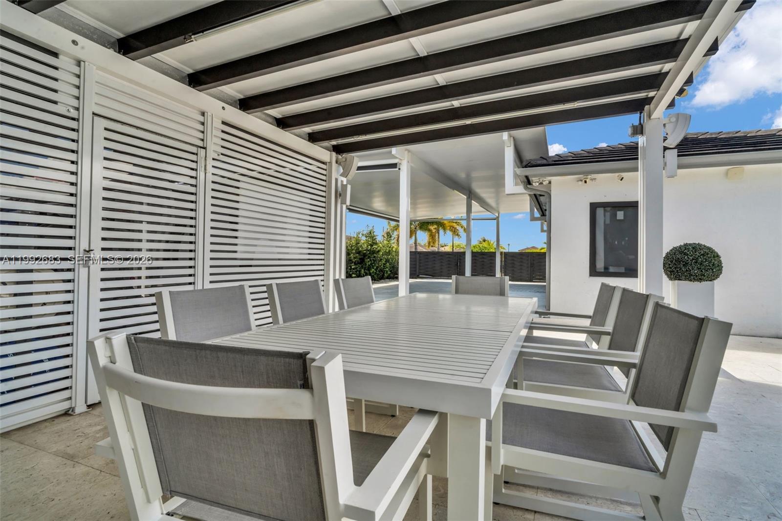 21301 SW 132nd Ct Miami, FL 33177