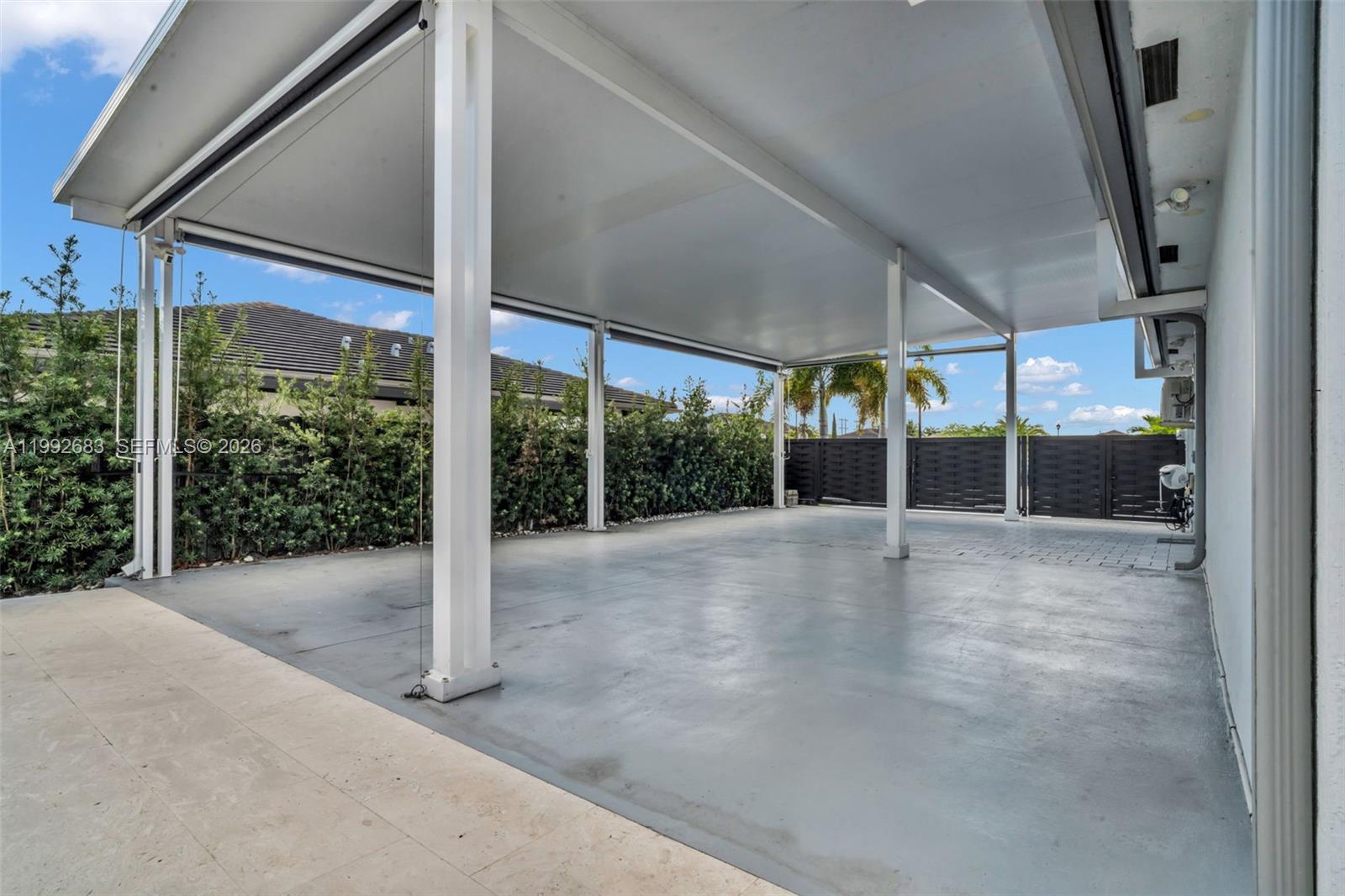 21301 SW 132nd Ct Miami, FL 33177