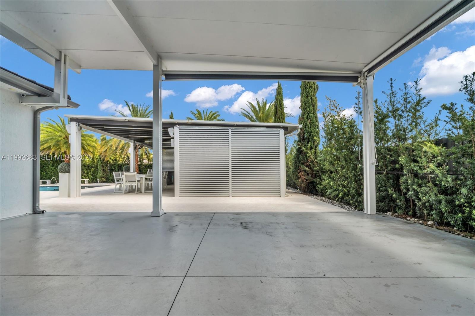 21301 SW 132nd Ct Miami, FL 33177