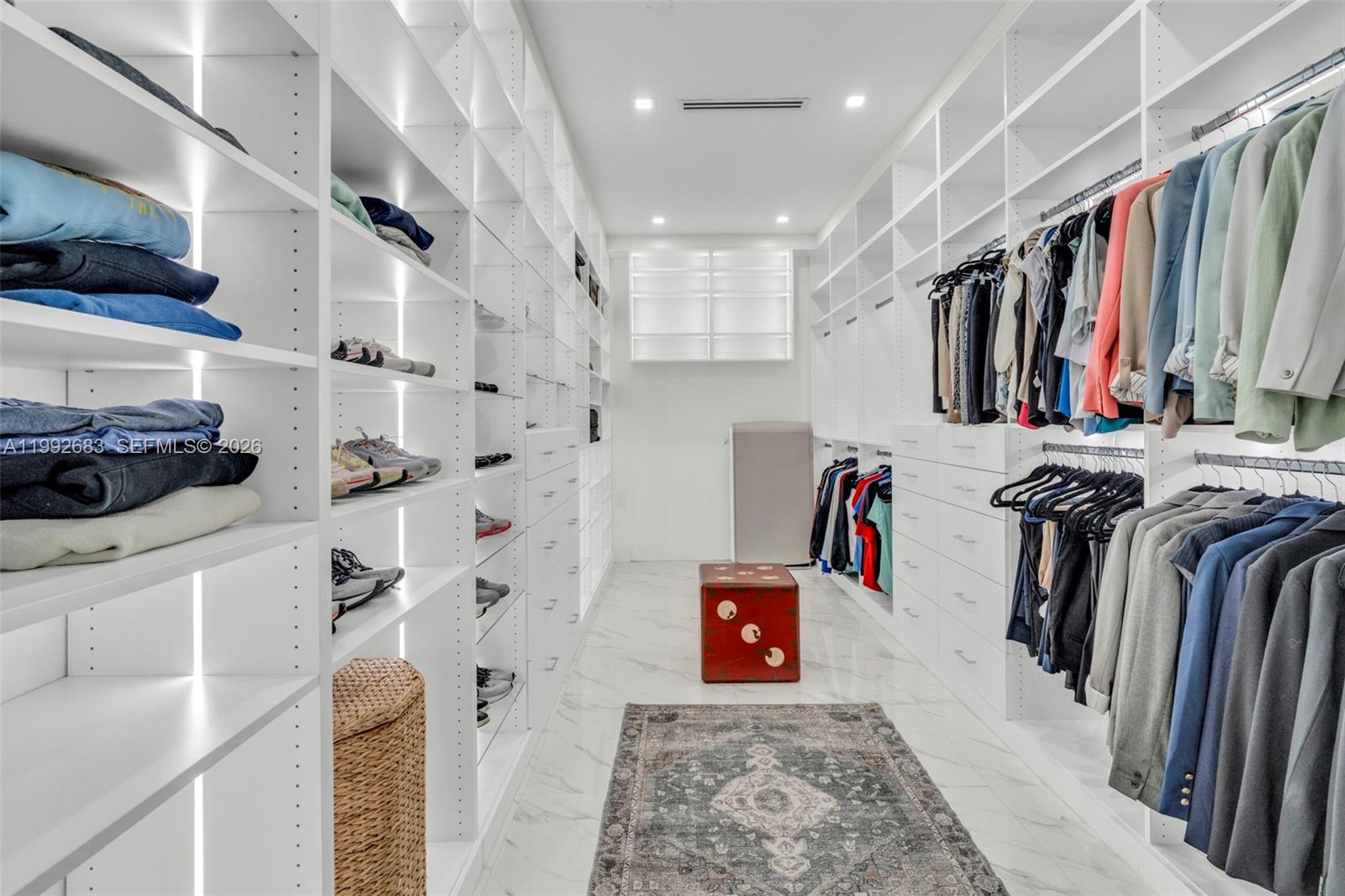 21301 SW 132nd Ct Miami, FL 33177