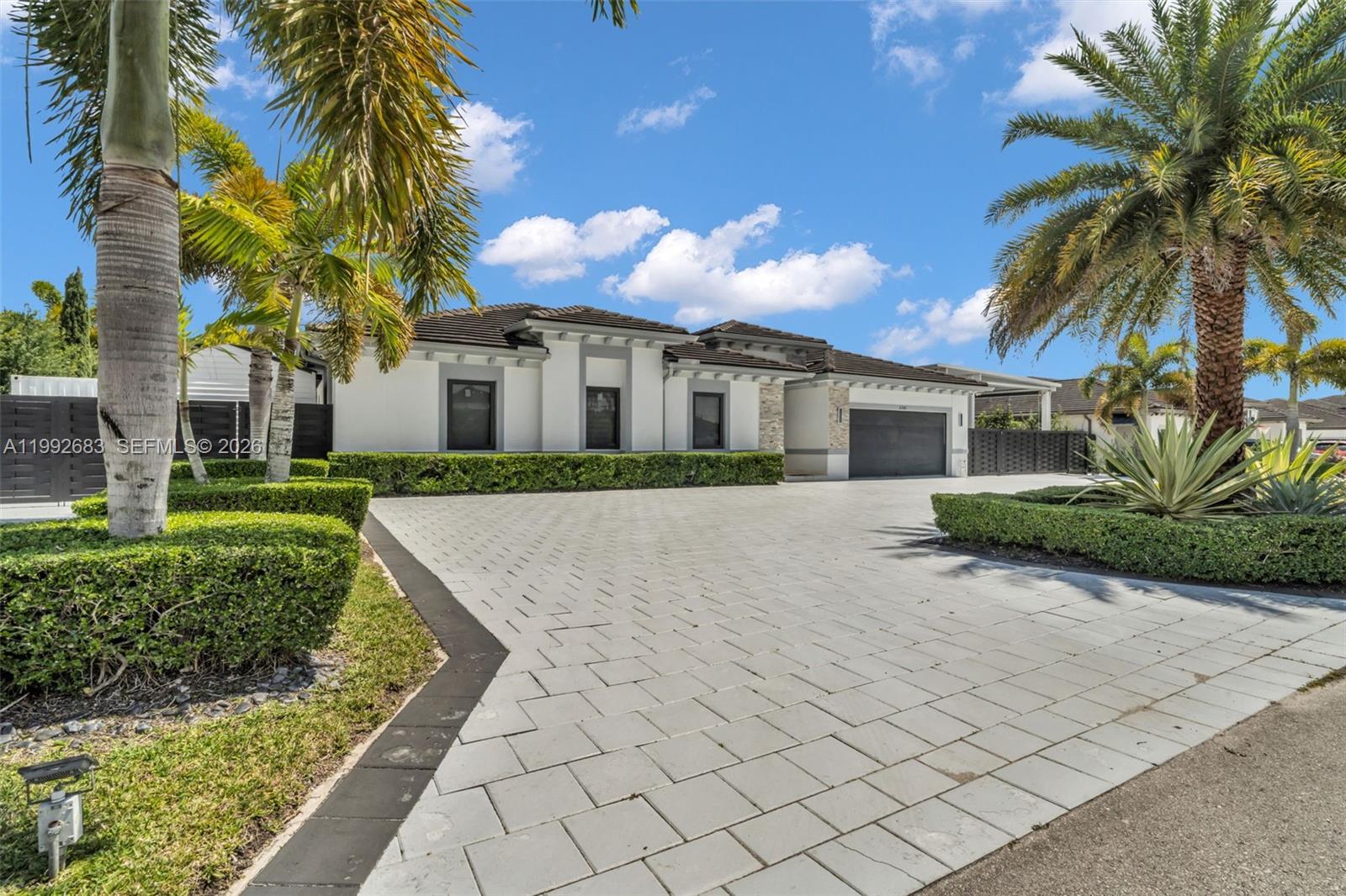 21301 SW 132nd Ct Miami, FL 33177