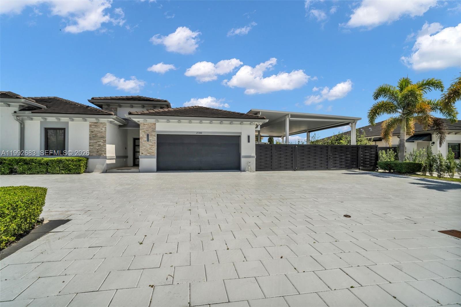 21301 SW 132nd Ct Miami, FL 33177