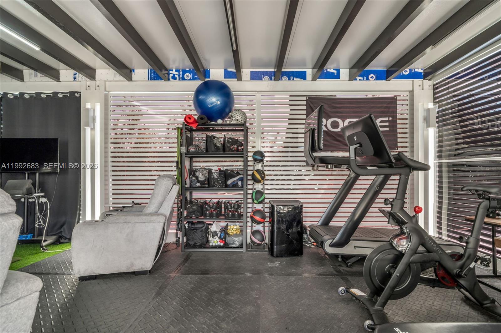 21301 SW 132nd Ct Miami, FL 33177