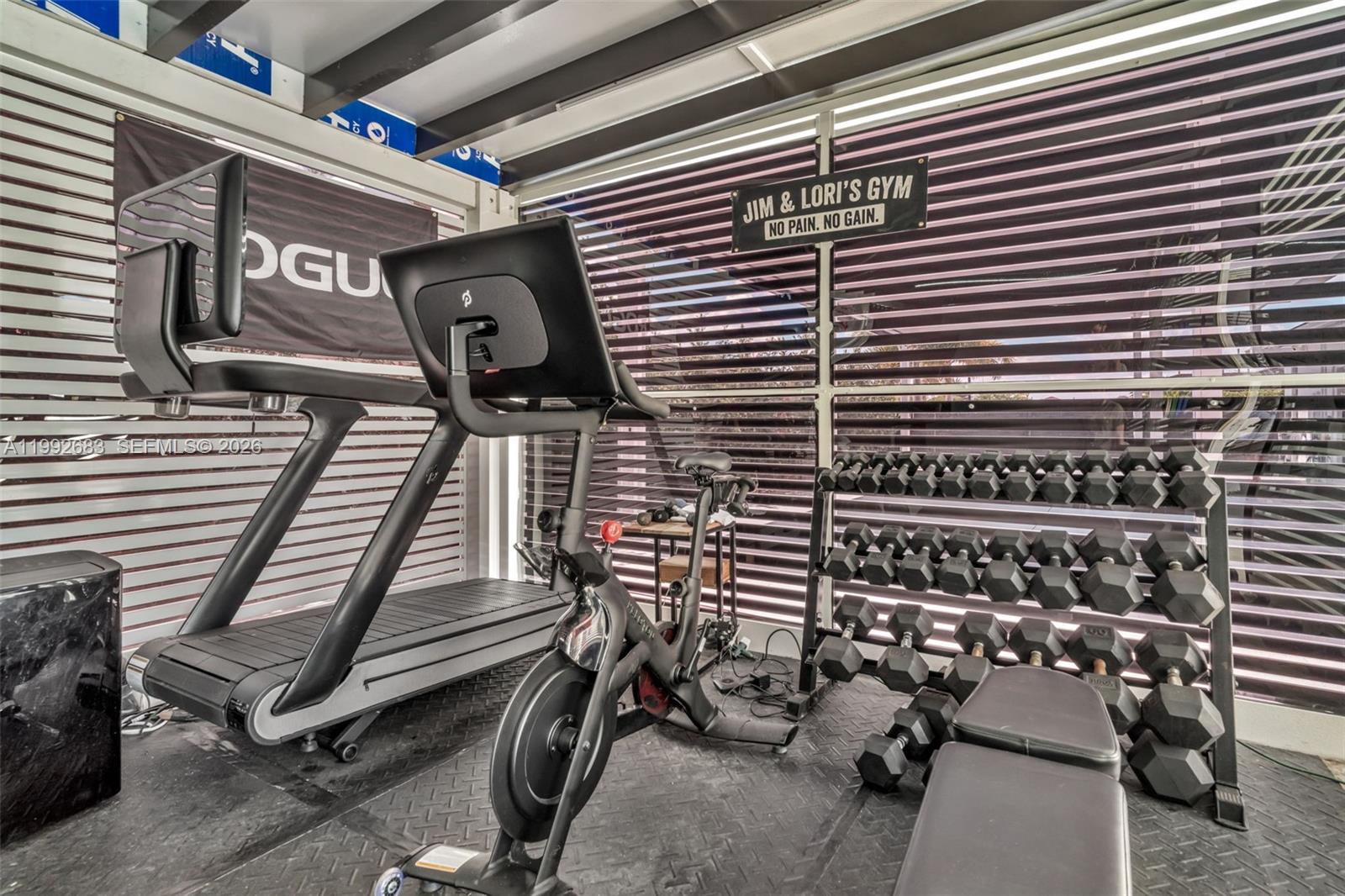 21301 SW 132nd Ct Miami, FL 33177