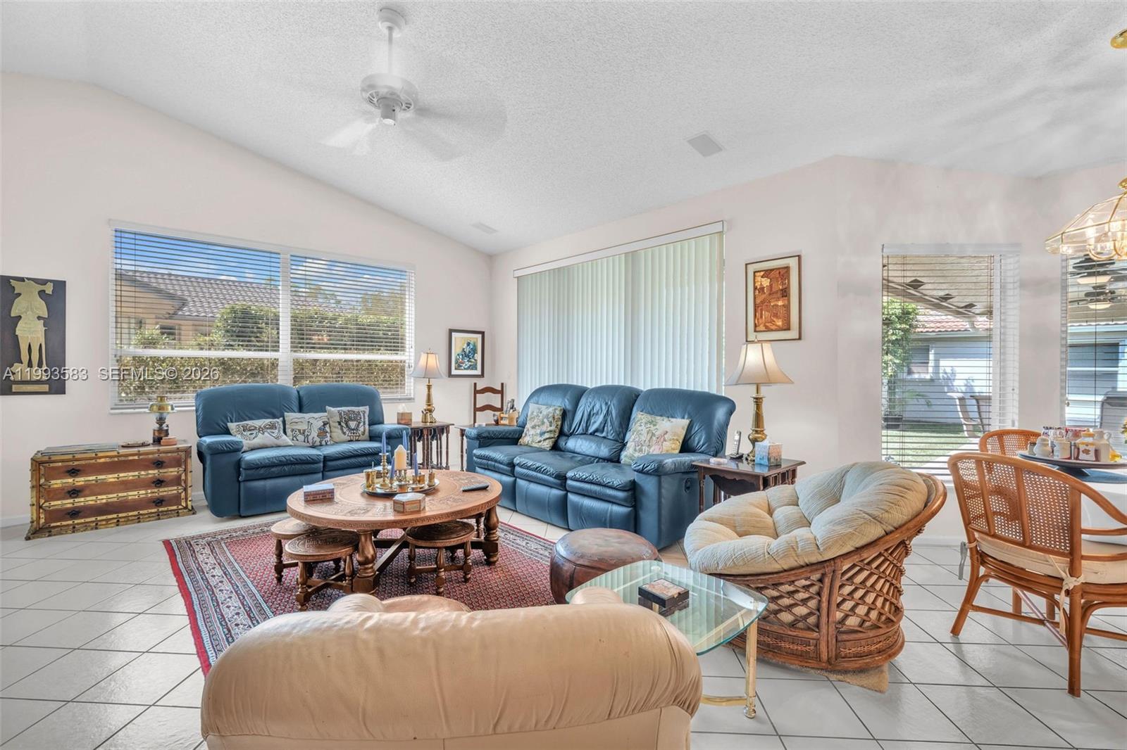 290 Landings Blvd Weston, FL 33327
