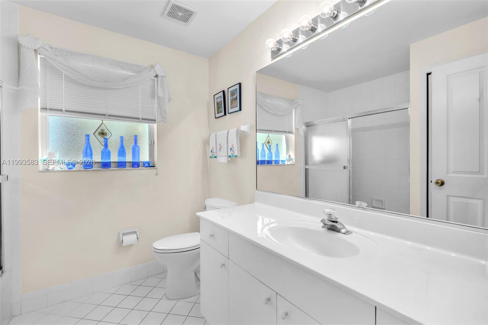 290 Landings Blvd Weston, FL 33327