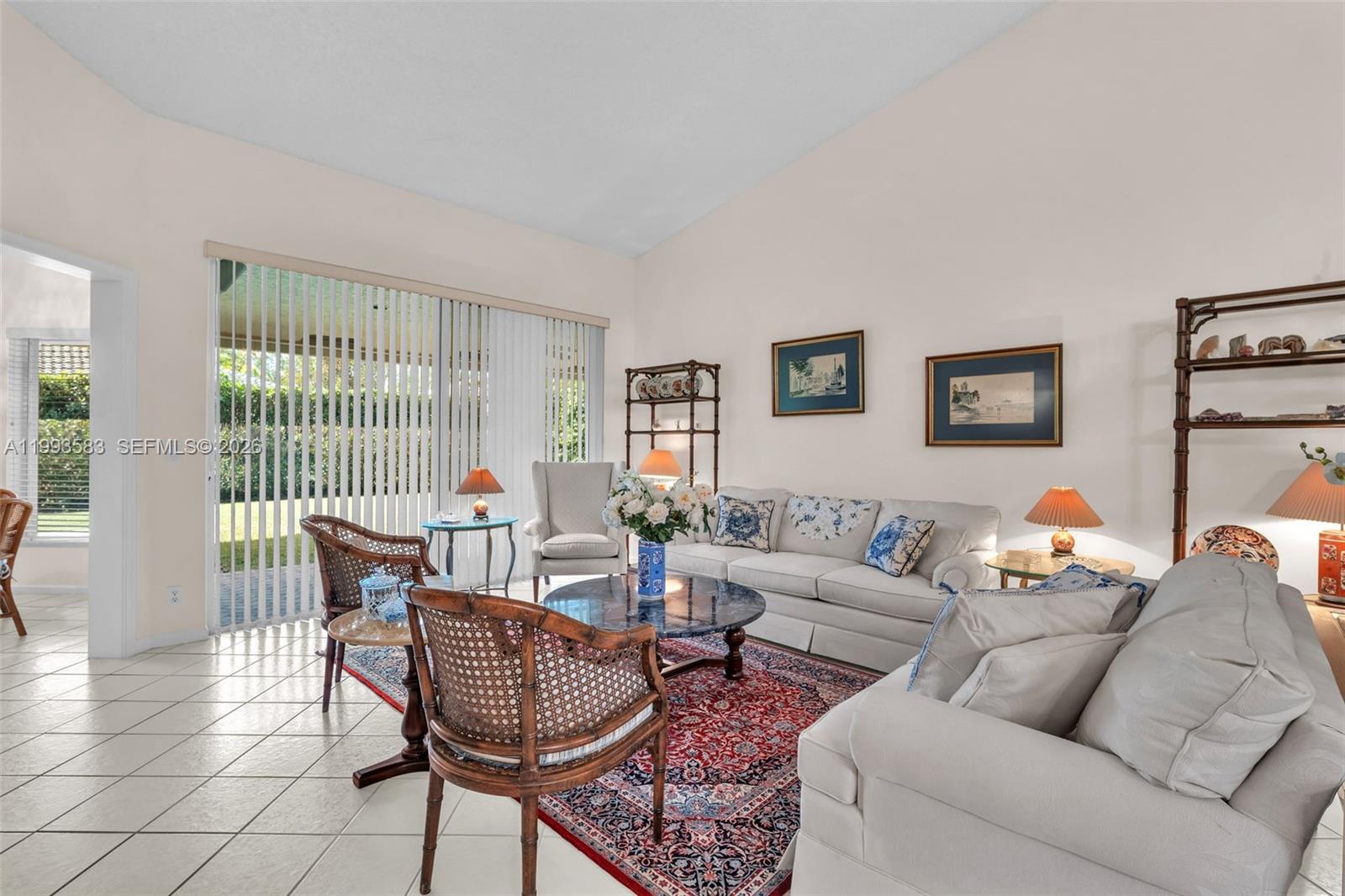 290 Landings Blvd Weston, FL 33327