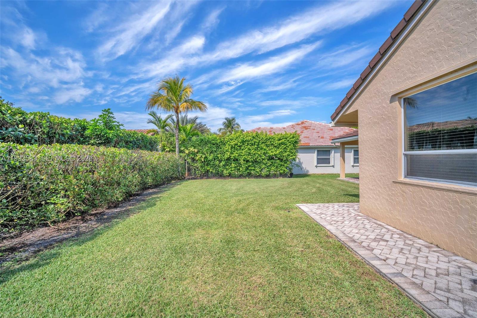 290 Landings Blvd Weston, FL 33327