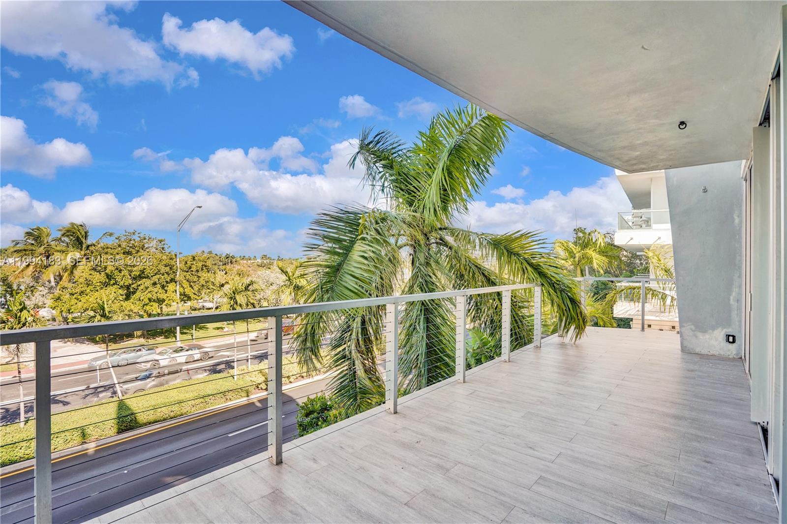 6305 Indian Crk Dr #3B Miami Beach, FL 33141