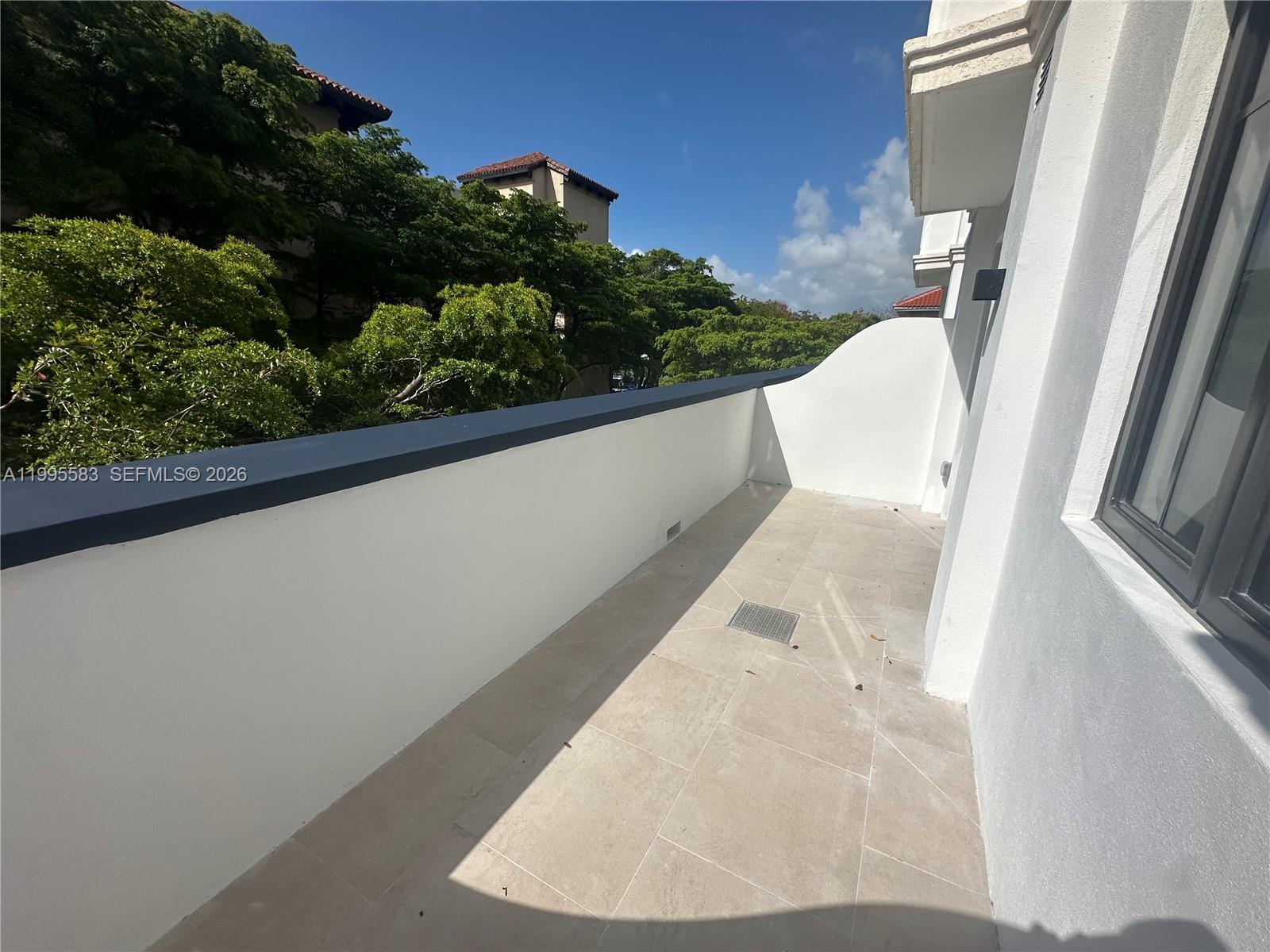 4220 Laguna St #308 Coral Gables, FL 33146