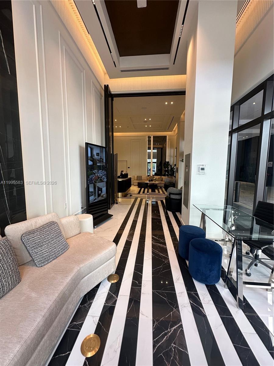 4220 Laguna St #308 Coral Gables, FL 33146