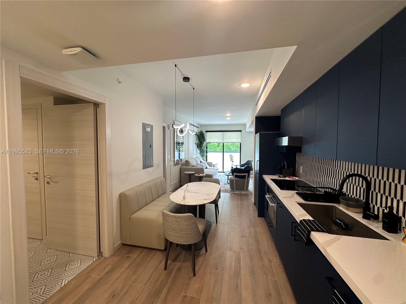 4220 Laguna St #308 Coral Gables, FL 33146