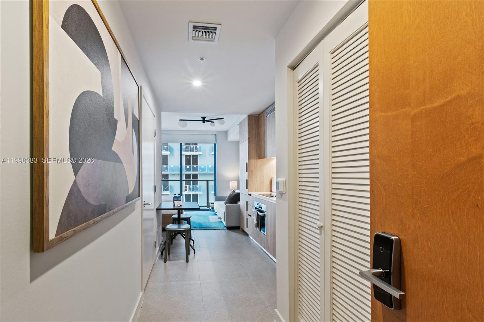 image The Crosby Miami Worldcenter10