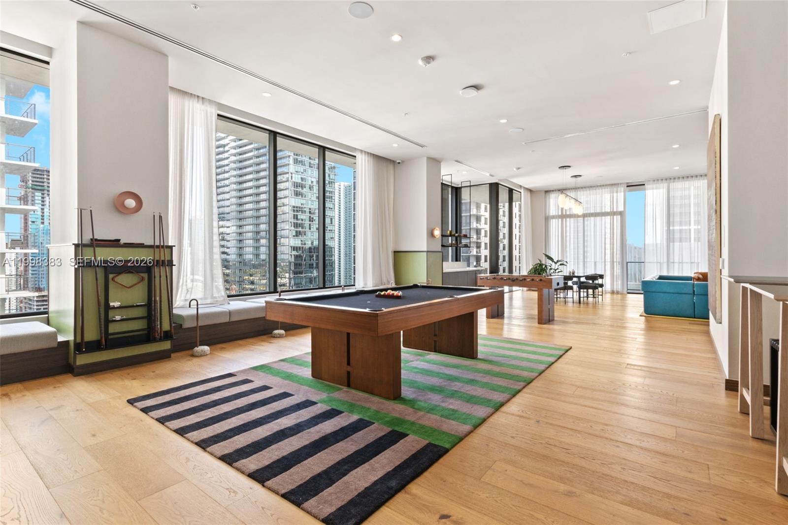 image The Crosby Miami Worldcenter17