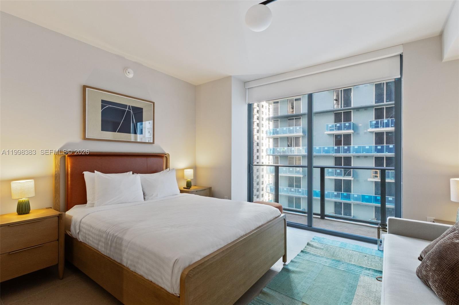 image The Crosby Miami Worldcenter2