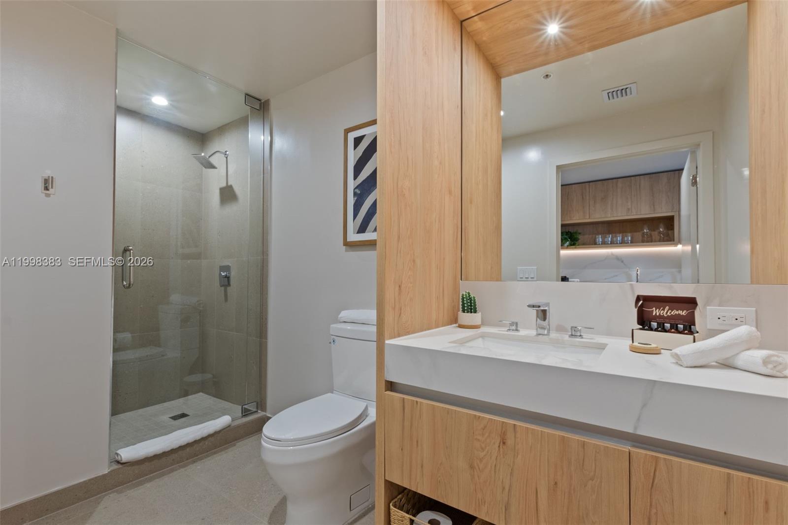 image The Crosby Miami Worldcenter8