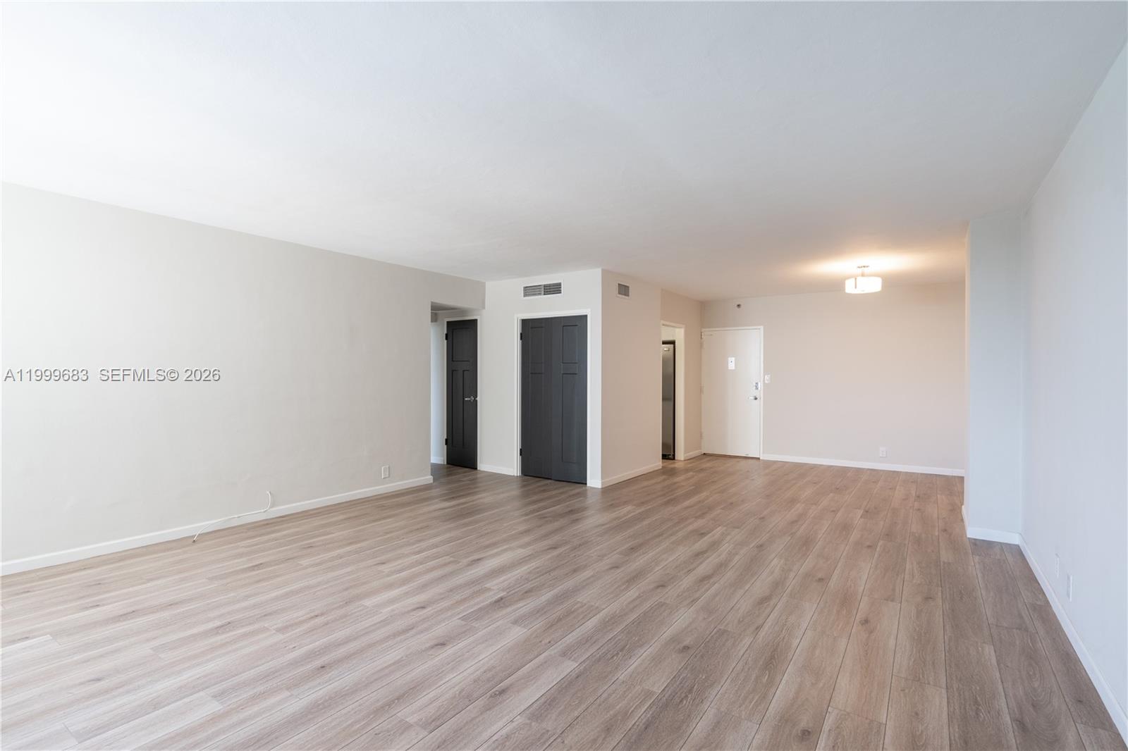 image Mirador 1200 (North Tower)1