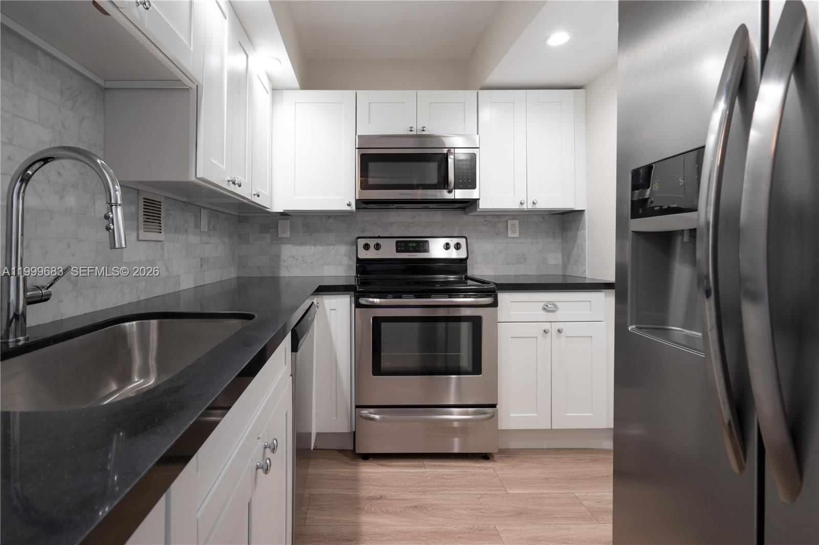 image Mirador 1200 (North Tower)2