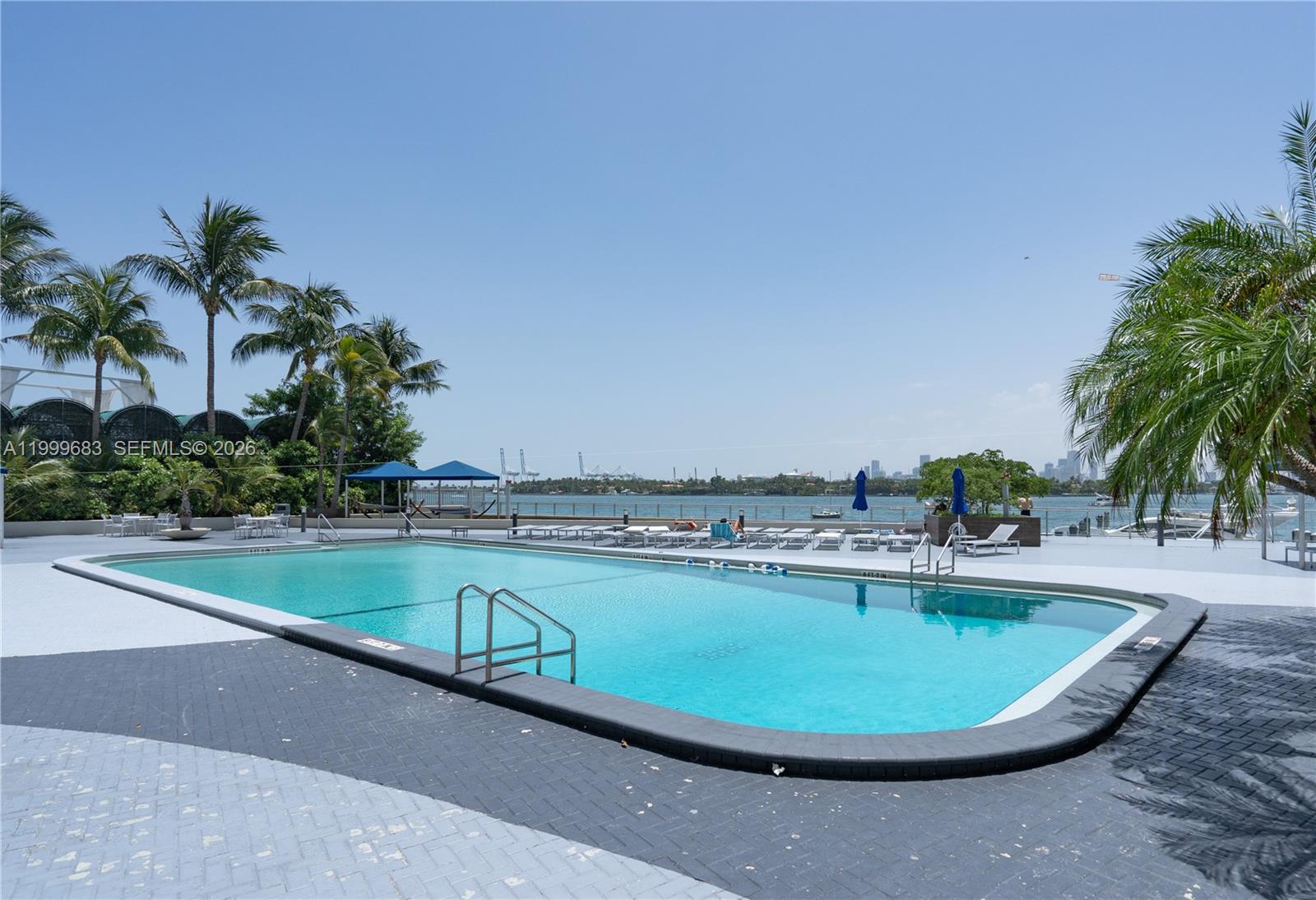 image Mirador 1200 (North Tower)7