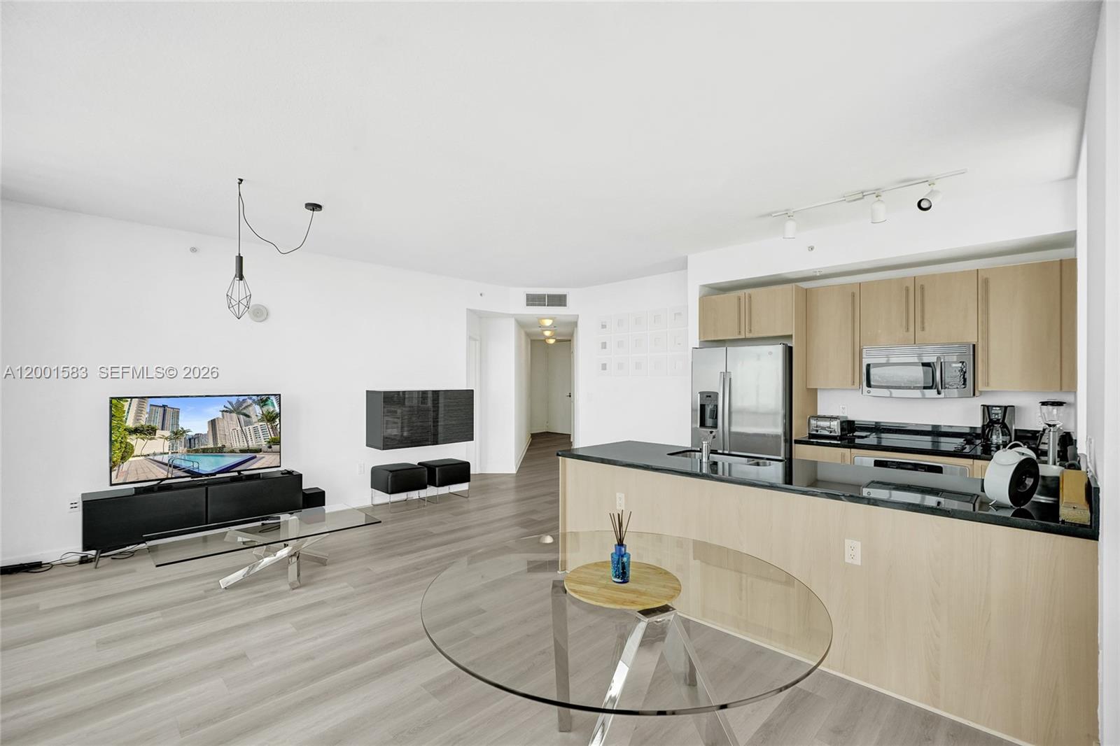 image Axis on Brickell North14
