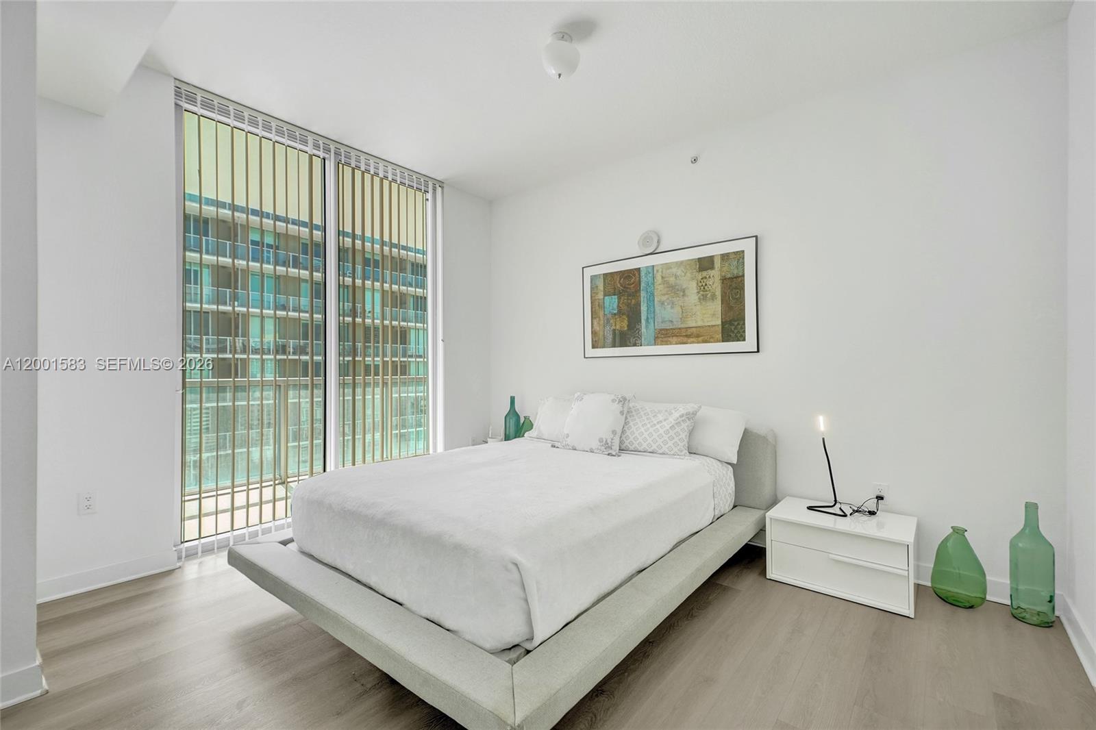 image Axis on Brickell North25