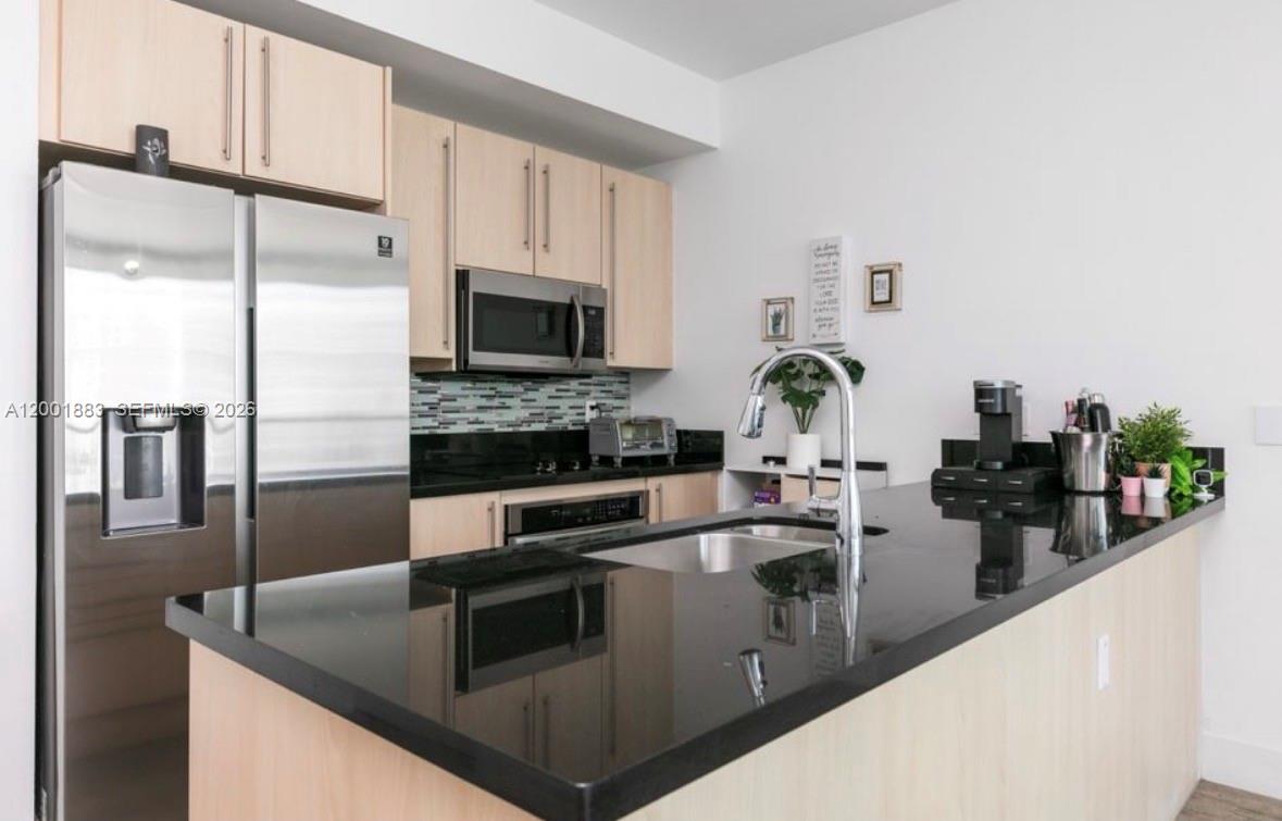 image Axis on Brickell North1