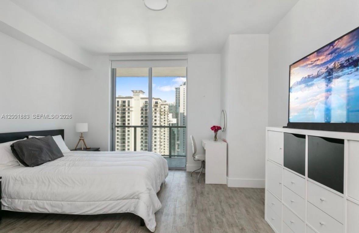 image Axis on Brickell North4