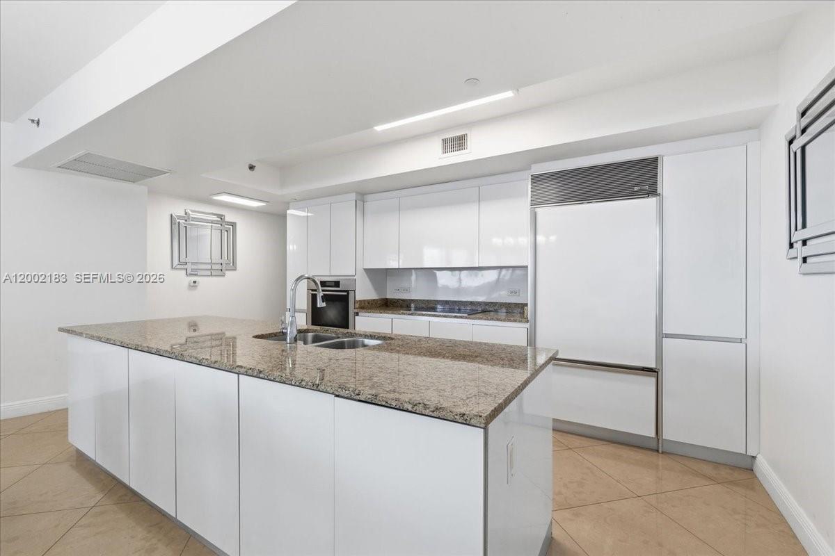 17201 Collins Ave #1107 Sunny Isles Beach, FL 33160