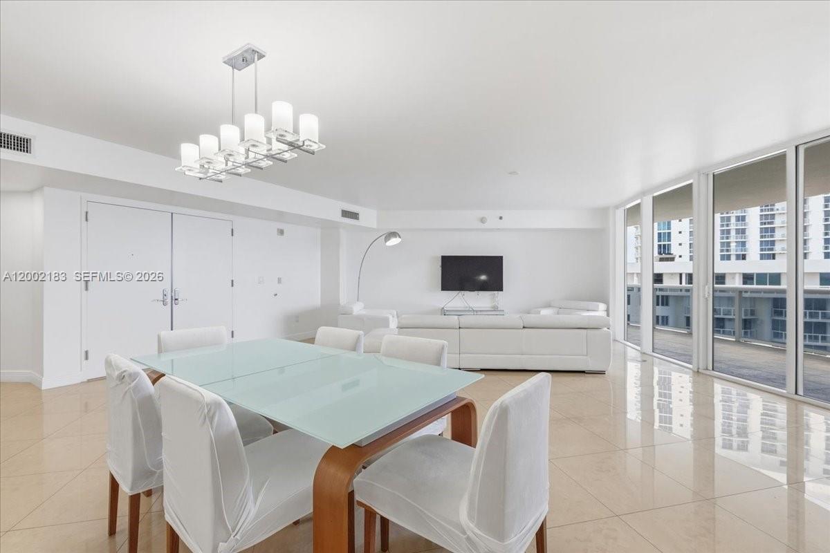 17201 Collins Ave #1107 Sunny Isles Beach, FL 33160
