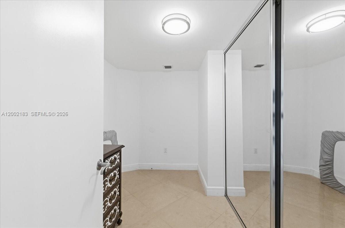 17201 Collins Ave #1107 Sunny Isles Beach, FL 33160