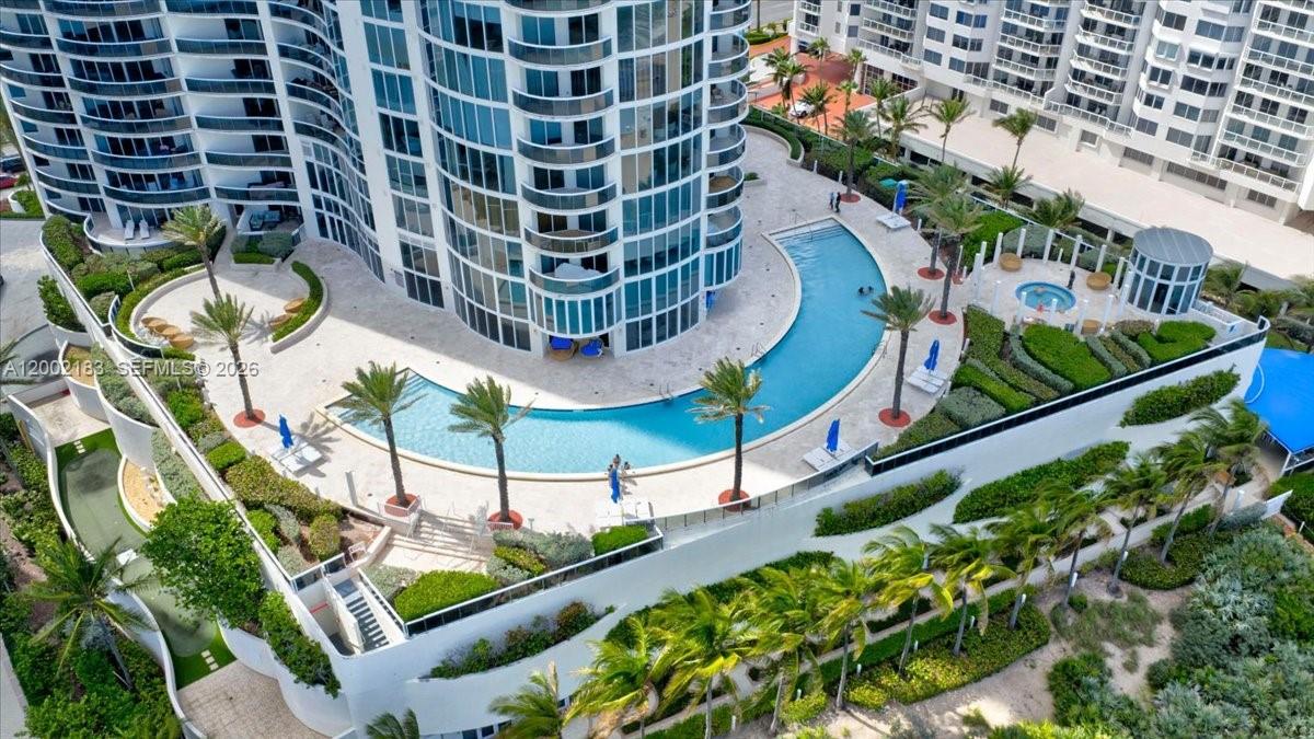 17201 Collins Ave #1107 Sunny Isles Beach, FL 33160