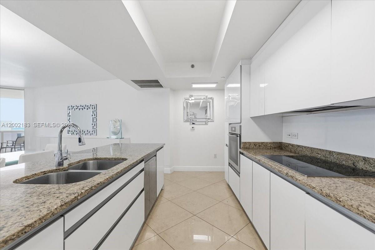 17201 Collins Ave #1107 Sunny Isles Beach, FL 33160