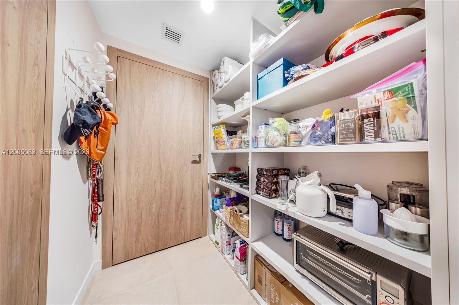 1135 103rd St #504 Bay Harbor Islands, FL 33154