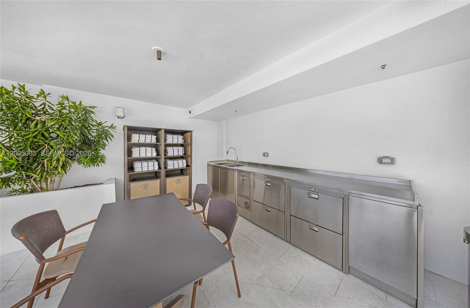 1135 103rd St #504 Bay Harbor Islands, FL 33154