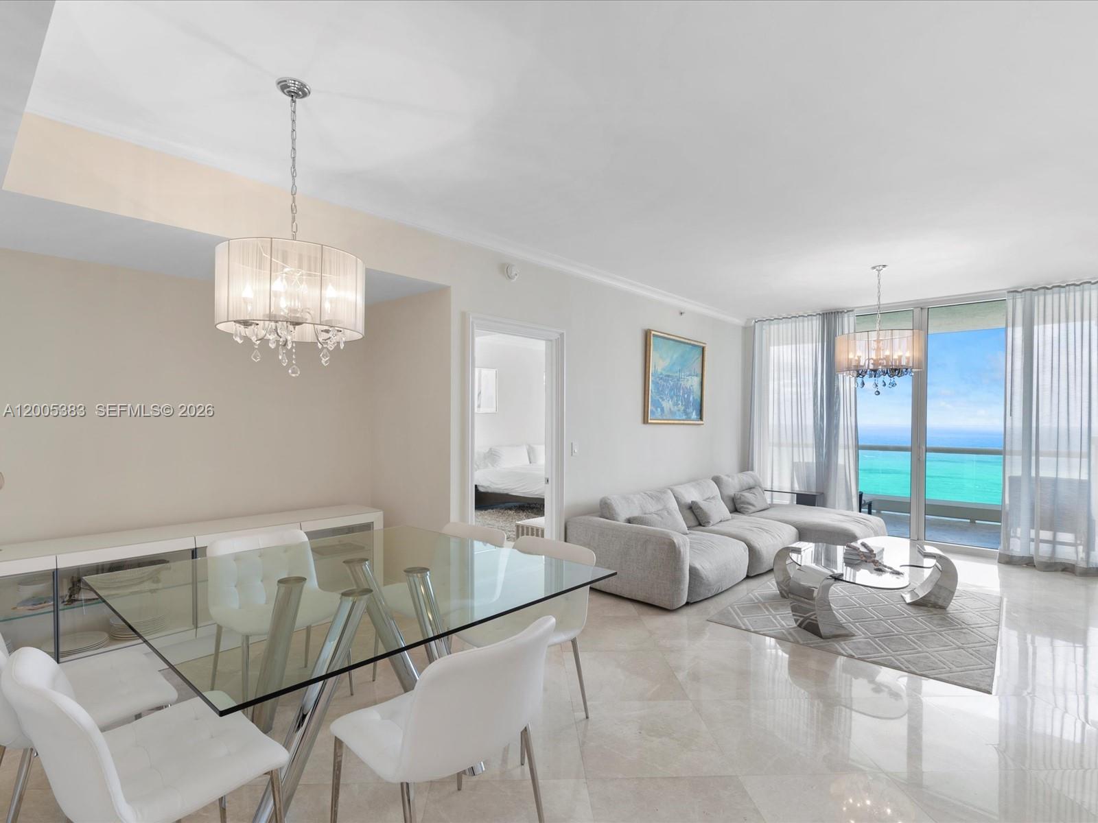 image Acqualina Residences0