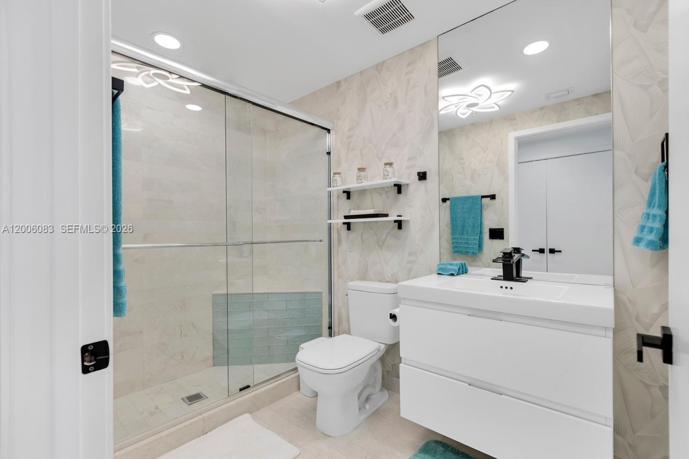 17111 Biscayne Blvd #909 North Miami Beach, FL 33160