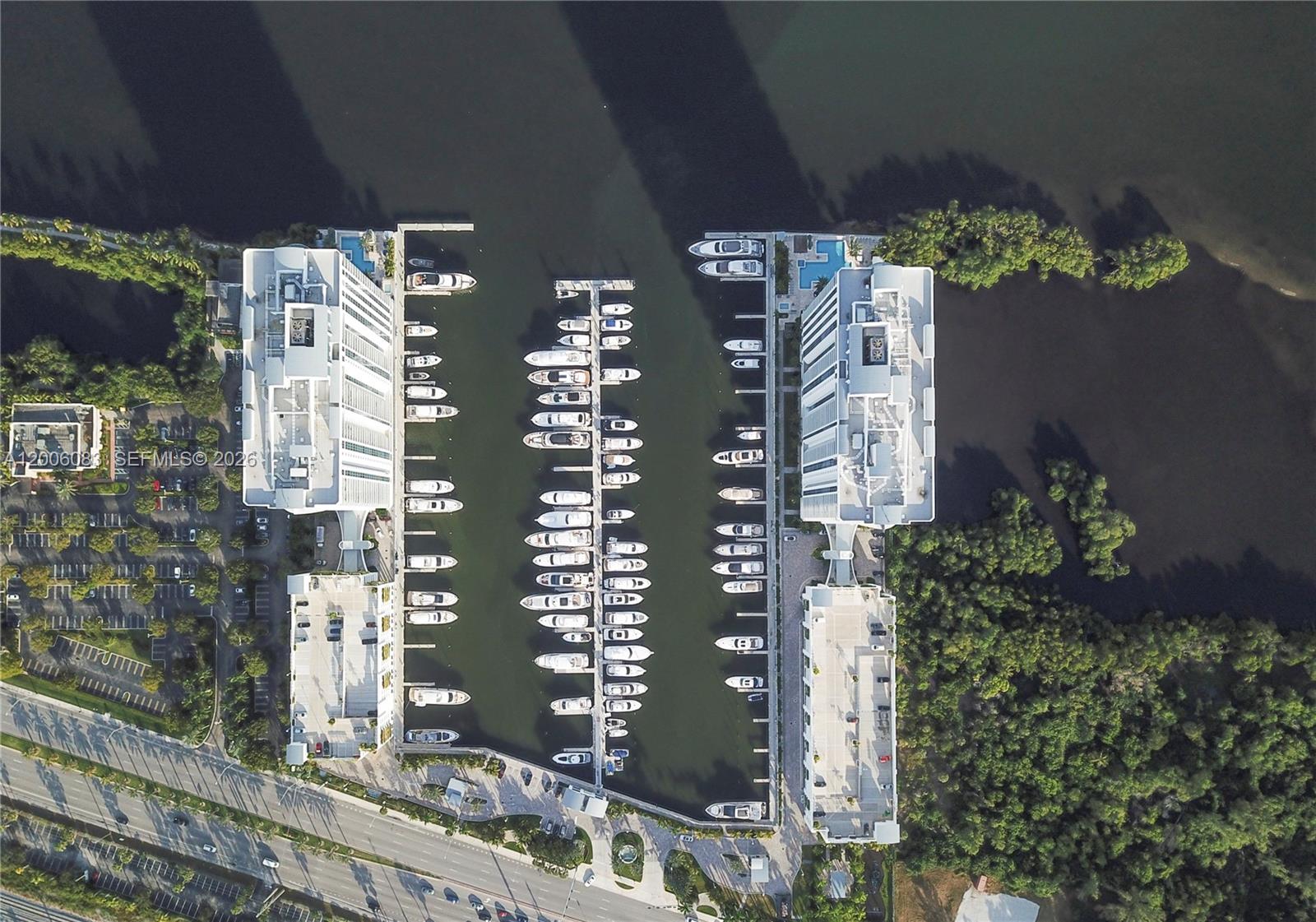 17111 Biscayne Blvd #909 North Miami Beach, FL 33160