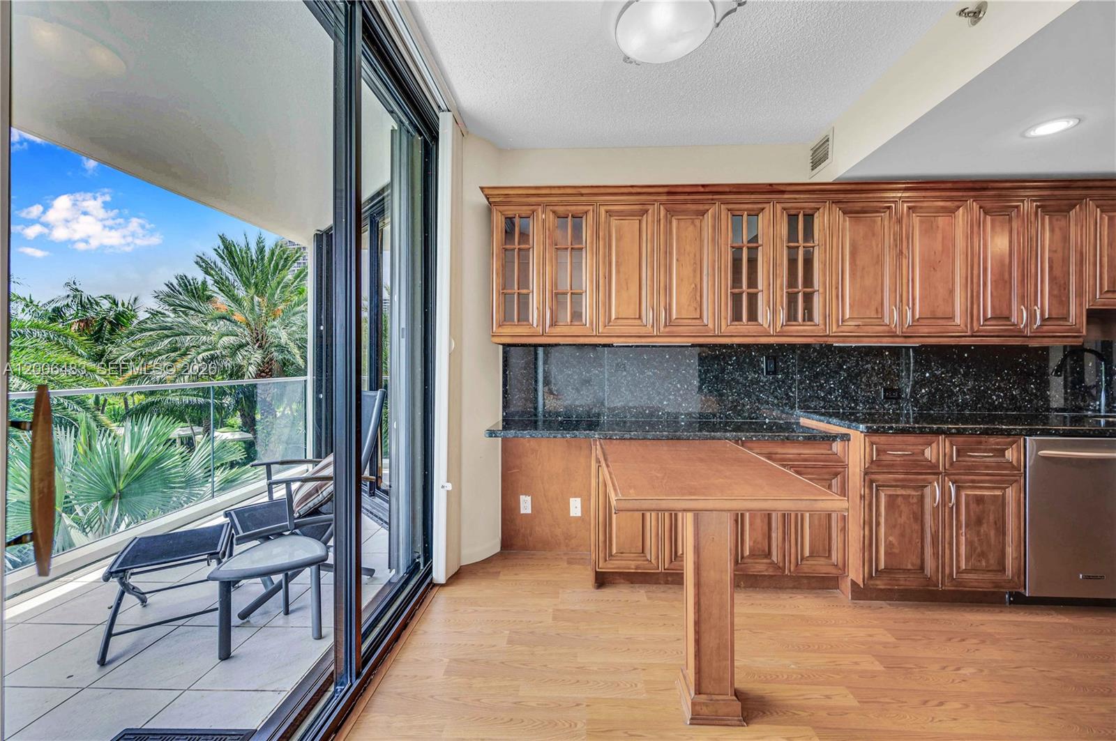 2800 Island Blvd #603 Aventura, FL 33160