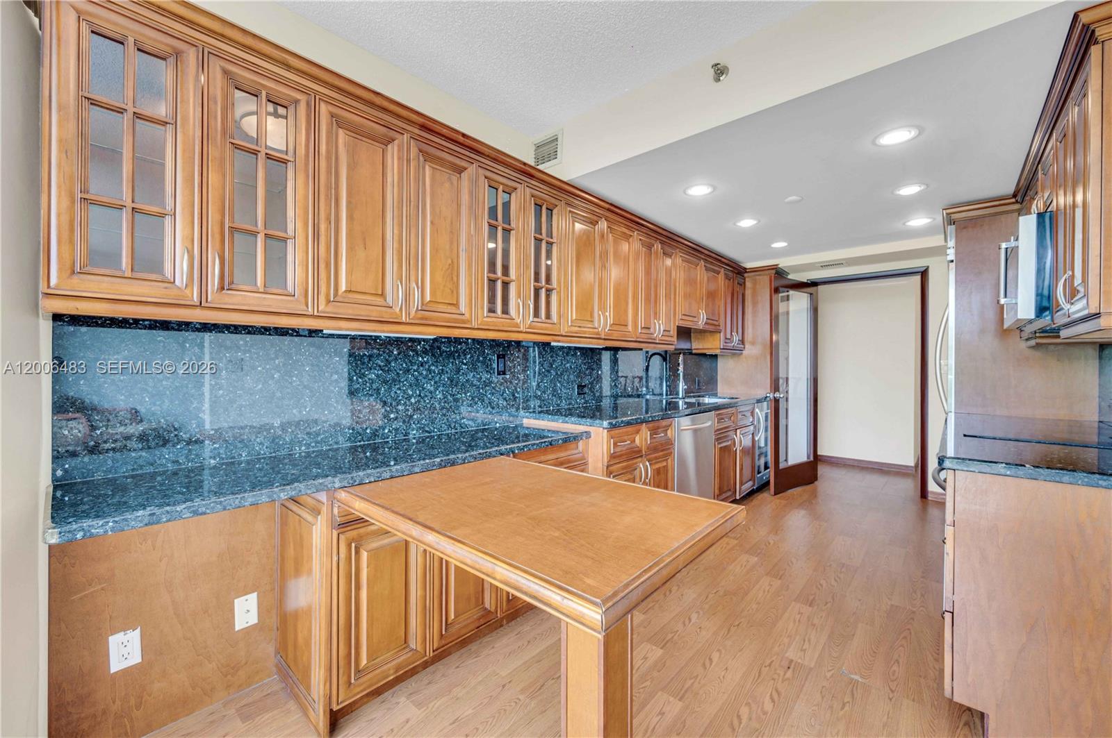 2800 Island Blvd #603 Aventura, FL 33160