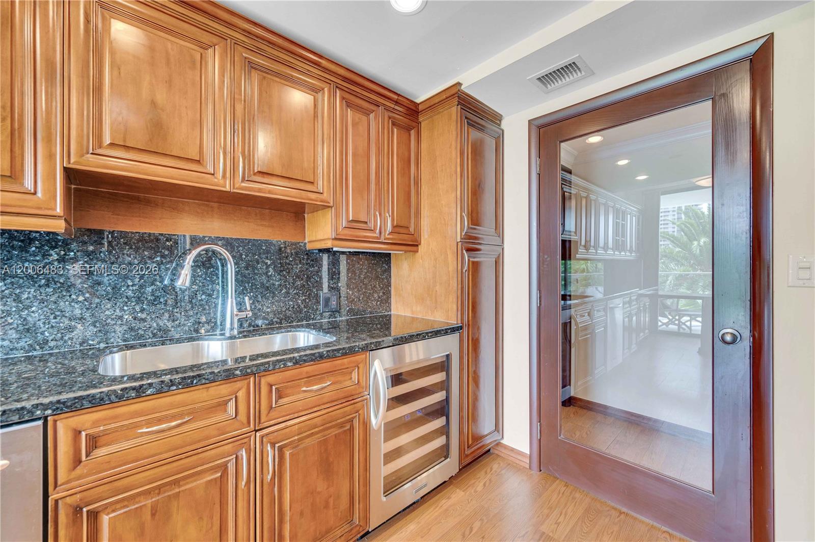 2800 Island Blvd #603 Aventura, FL 33160
