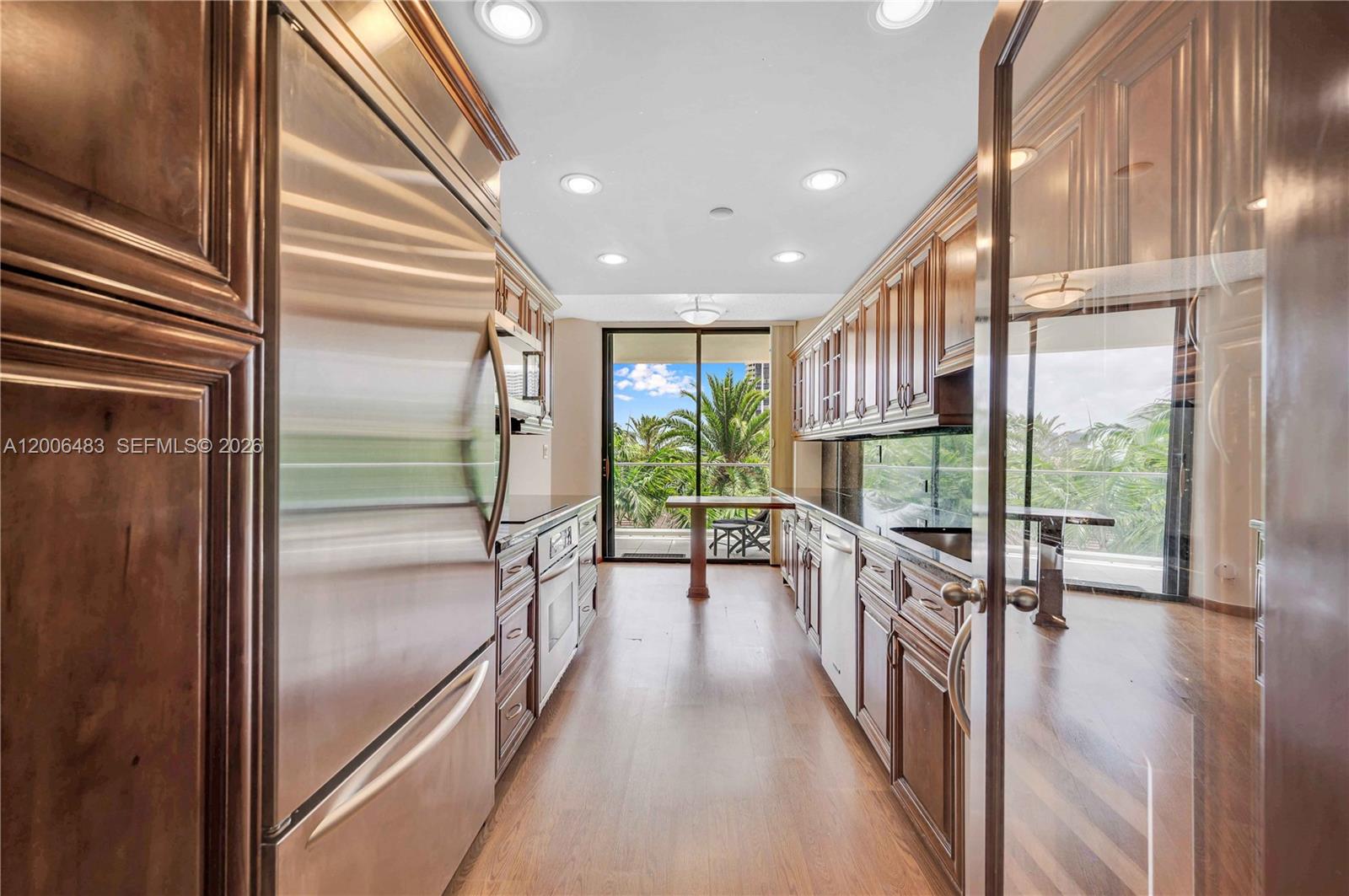 2800 Island Blvd #603 Aventura, FL 33160