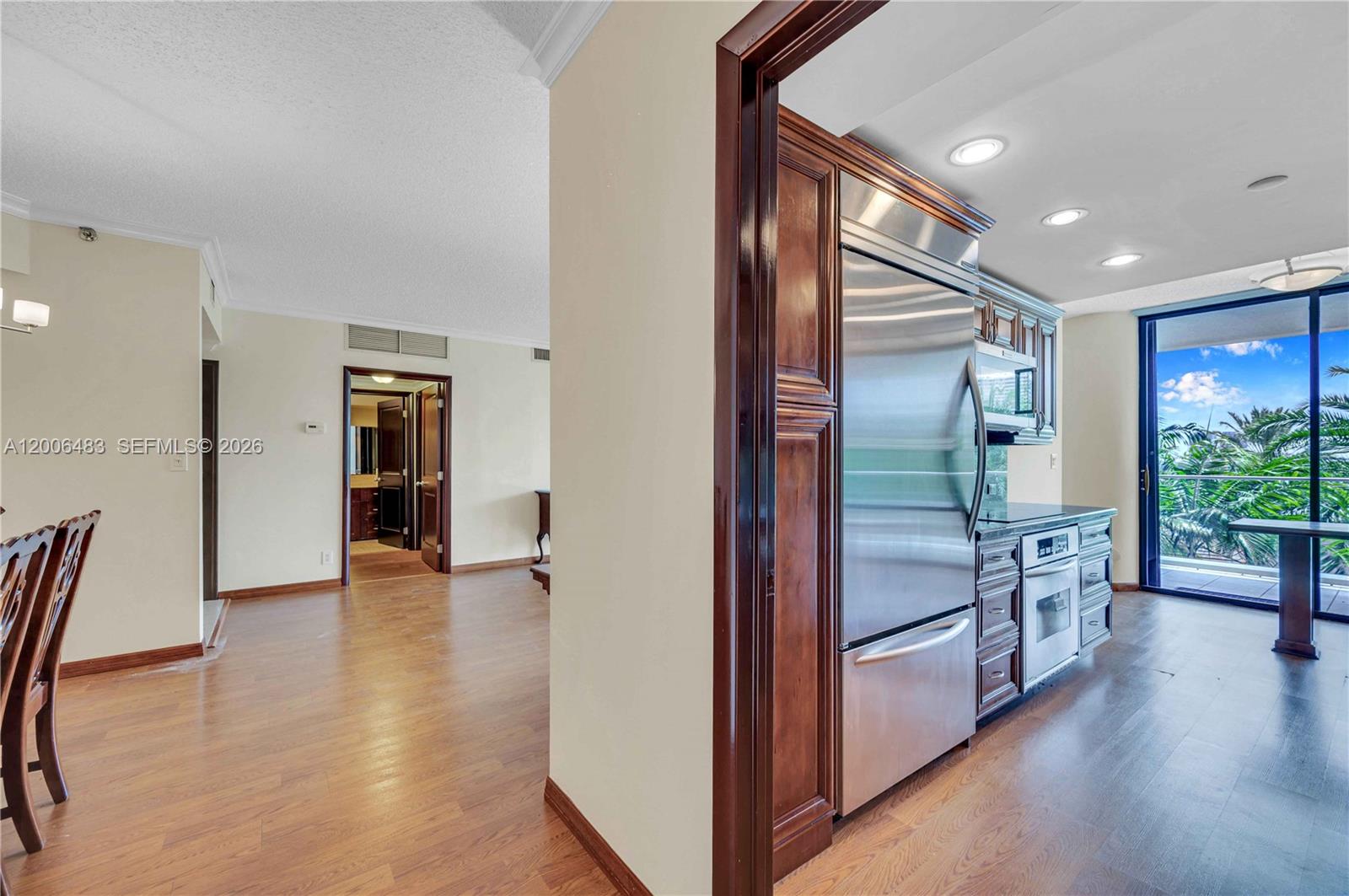 2800 Island Blvd #603 Aventura, FL 33160