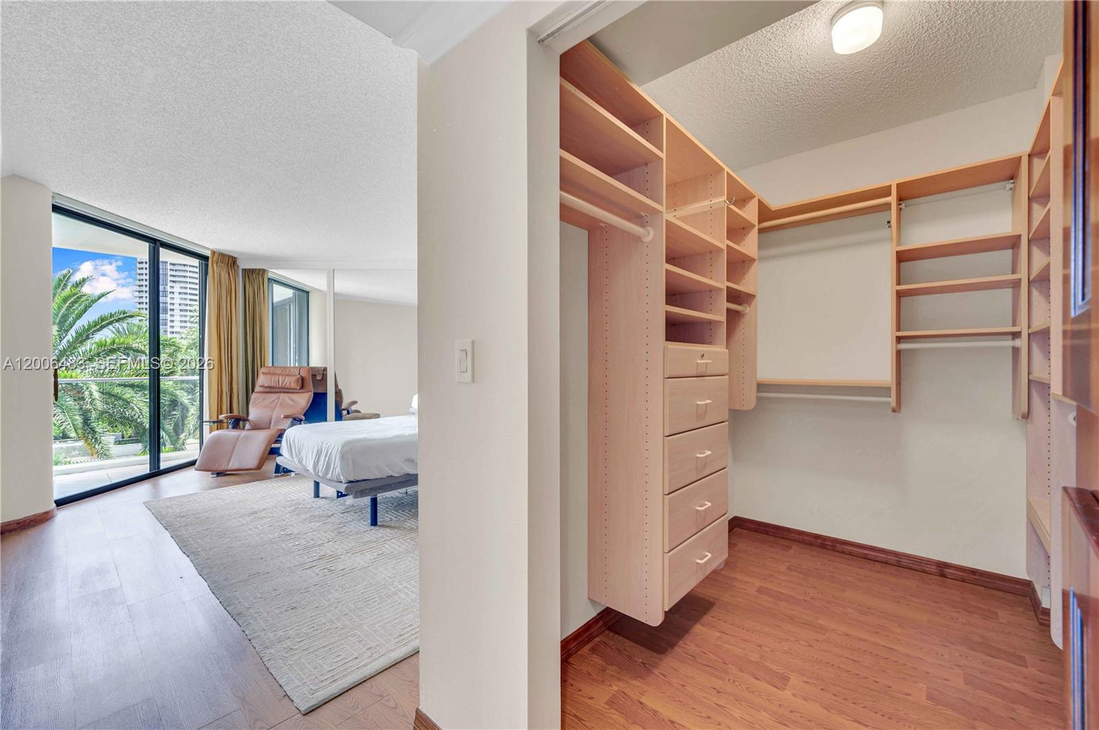 2800 Island Blvd #603 Aventura, FL 33160