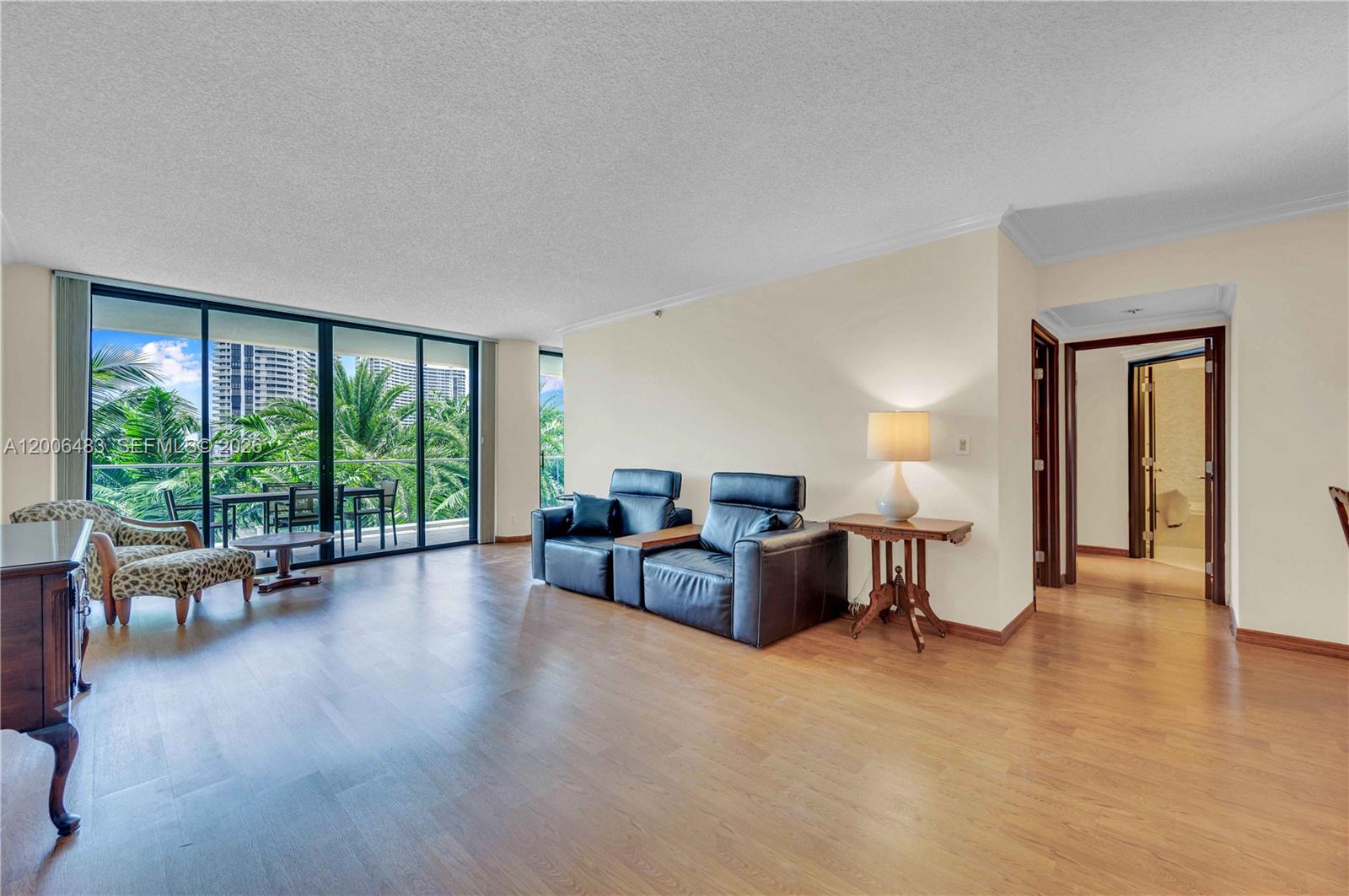 2800 Island Blvd #603 Aventura, FL 33160