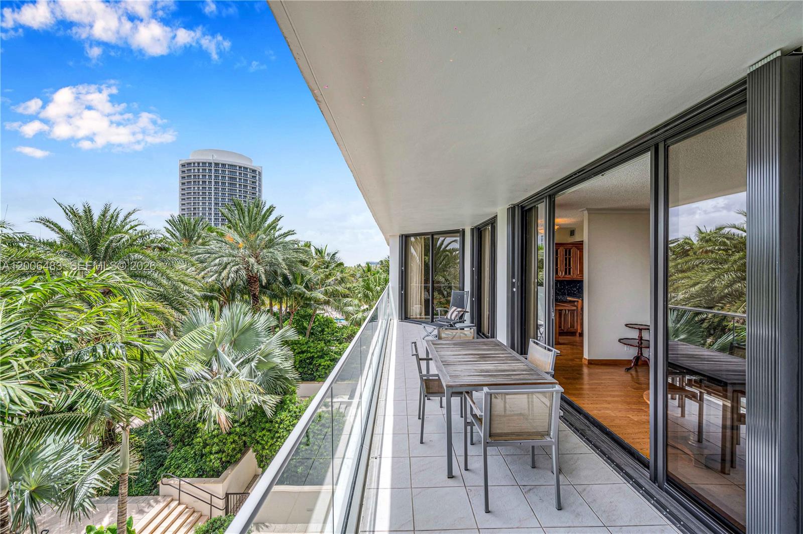 2800 Island Blvd #603 Aventura, FL 33160